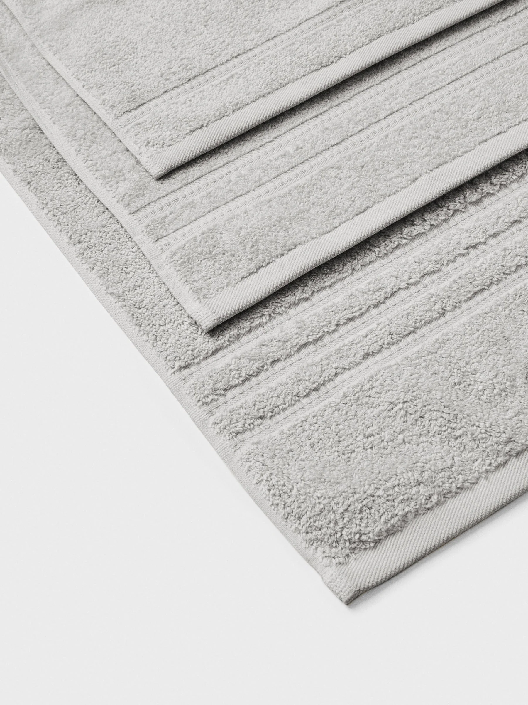 Bath Towel Ensemble Set - Image 24
